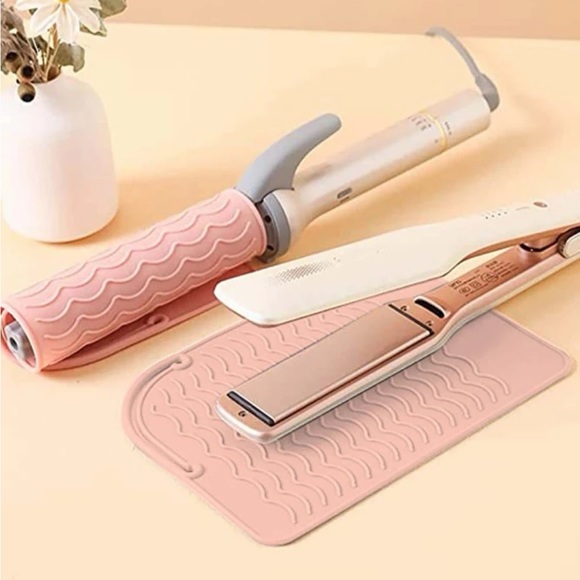 Other - Pink silicone Portable Hair Straightener Insulation Pad - countertop protector